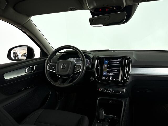Volvo XC40 T2 Momentum | Park assist | Stoel- en Stuurverwarming | Cruise control | Navigatie