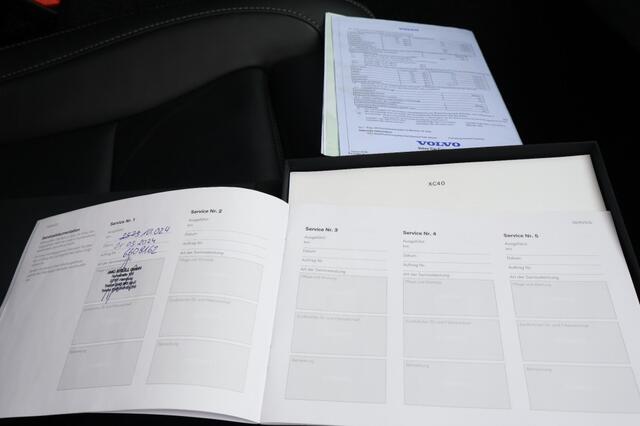 Volvo XC40 1.5 T3 Automaat INSCRIPTION / Leder / Trekhaak 1600 KG
