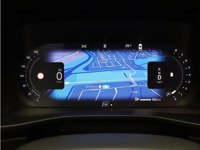 Volvo XC40 2.0 B4 Plus Dark / Pano. dak / Elektr. stoelverstelling / Stoel- + stuurwielverwarming / Harmand Kardon Audio / 19" / BLIS