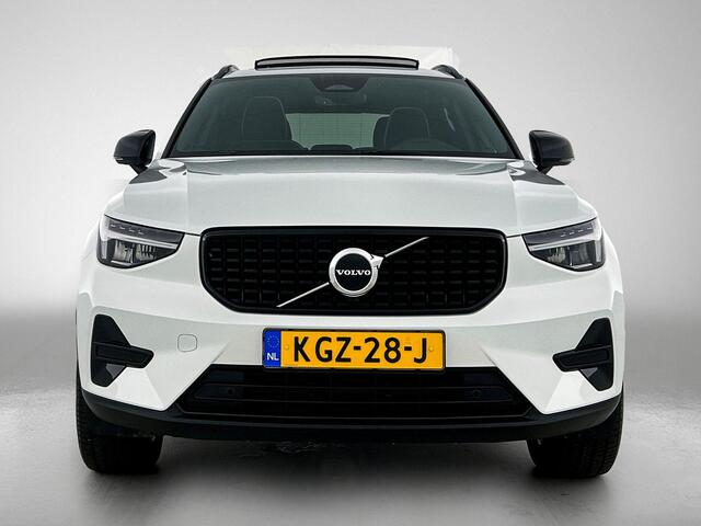 Volvo XC40 2.0 B4 Plus Dark