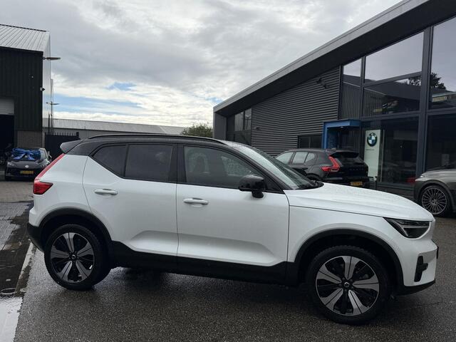Volvo XC40 Single Motor Plus 69 kWh ELEKTRISCHE KOFFERBAK | VOLVO DEALER ONDERHOUDEN | ADAPTIVE CRUISE CONTROL | STOEL- + STUURWIELVERWARMING | CAMERA | ALL-IN PRIJS INCL. 12 MND BOVAG GARANTIE