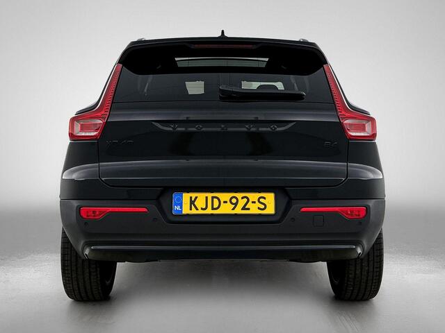Volvo XC40 2.0 B4 Plus Black Edition