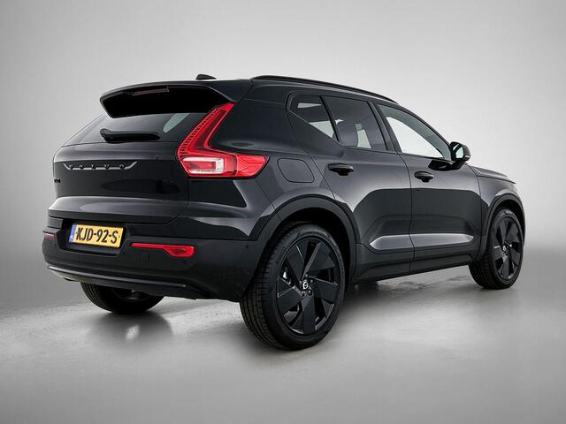Volvo XC40 2.0 B4 Plus Black Edition