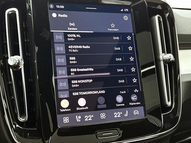 Volvo XC40 2.0 B4 Plus Black Edition