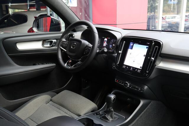 Volvo XC40 1.5 T2 Core | Origineel NL | Climate Pack | Park Assist Pack |
