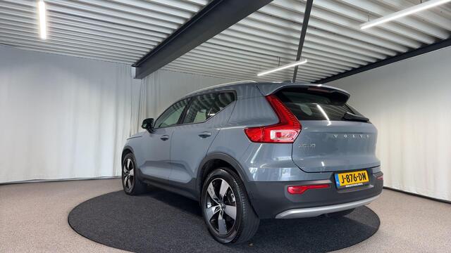 Volvo XC40 2.0 T4 R-Design Automaat | Trekhaak | Achteruitrijcamera