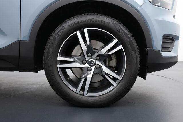 Volvo XC40 T4 R Design AWD 190 PK l Pano l Stoelverwarming l Cruise