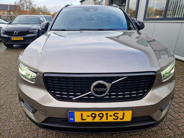 Volvo XC40 T4 Recharge R-Design | camera achter | Stoelverwarming en stuurverwarming | getinte ramen | Apple carplay