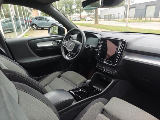Volvo XC40 T5 Plug-in hybrid Plus Dark | Rijklaarprijs | Harman Kardon | Elek. Stoelen |