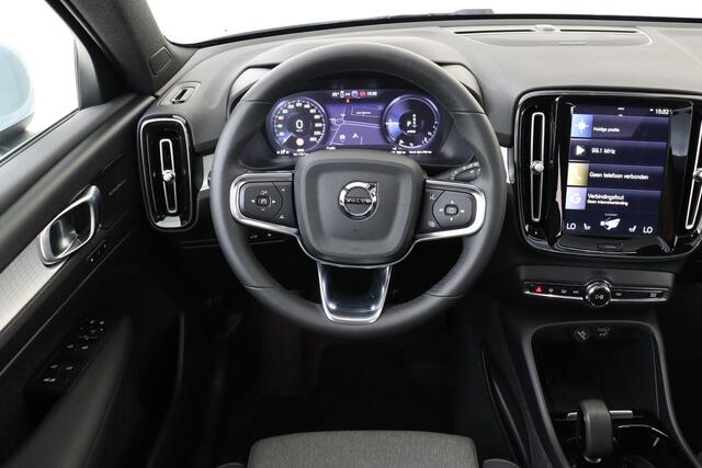 Volvo XC40 T5 PLUG-IN HYBRID PLUS BRIGHT *2024!* -PANO.DAK|HARMAN/KARDON|360°CAM|PRIVACY.GLAS|VERW.VOORRUIT|SoH:98%