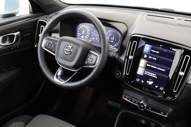 Volvo XC40 T5 PLUG-IN HYBRID PLUS BRIGHT *2024!* -PANO.DAK|HARMAN/KARDON|360°CAM|PRIVACY.GLAS|VERW.VOORRUIT|SoH:98%
