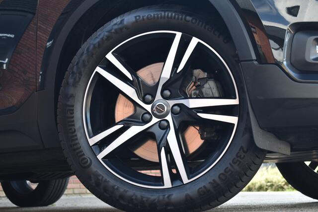 Volvo XC40 T5 211PK Twin Engine R-Design | Trekhaak | Climate Pack | Harman & Kardon