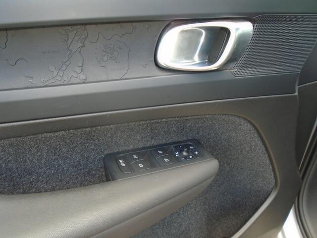 Volvo XC40 Single Motor Essential 69 kWh AFN TRHAAK