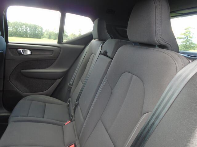 Volvo XC40 Single Motor Essential 69 kWh AFN TRHAAK
