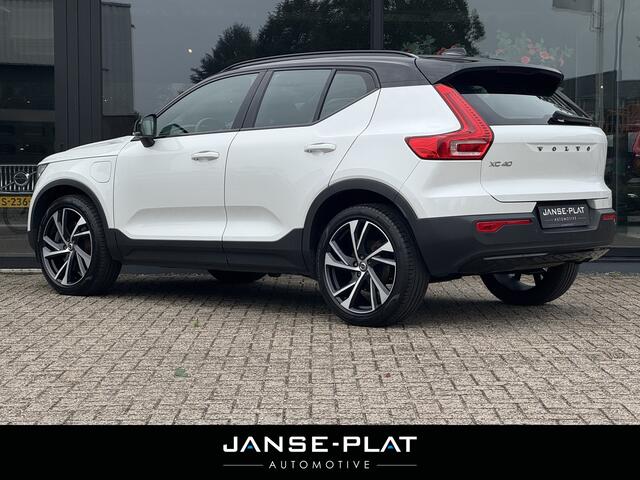 Volvo XC40 1.5 T5 Recharge R-Design Pano | Wegdr. Trekhaak | Adaptive Cruise |