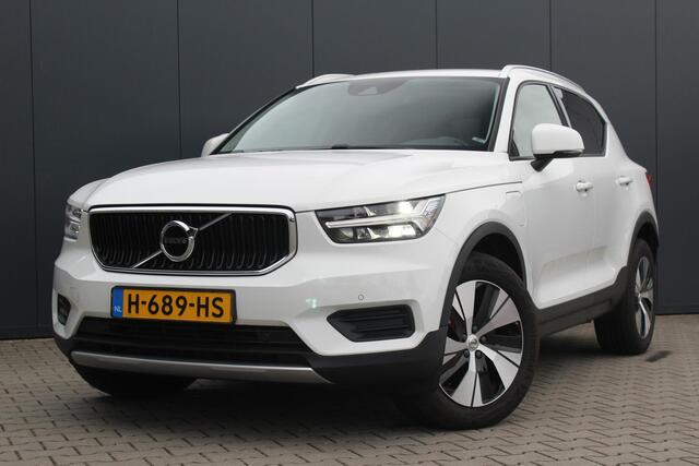 Volvo XC40 1.5 T5 Twin Engine Momentum Pro | Incl. 12 maanden garantie | 100% onderhouden | Cruise control | Climate control | Apple carplay/Android auto | Parkeercamera | Stoelverwarming |