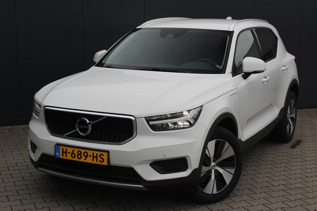 Volvo XC40 1.5 T5 Twin Engine Momentum Pro | Incl. 12 maanden garantie | 100% onderhouden | Cruise control | Climate control | Apple carplay/Android auto | Parkeercamera | Stoelverwarming |