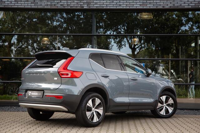 Volvo XC40 1.5 T4 Plug-in hybrid Core Bright , Carplay, Achteruitrijcamera, Stoel/stuurverwarming,