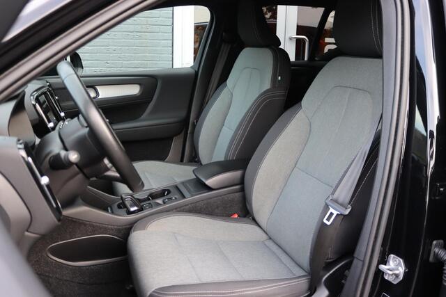 Volvo XC40 2.0 B4 Momentum Business Camera, Stoel/Stuurverwarming, Trekhaak, Cruise Control