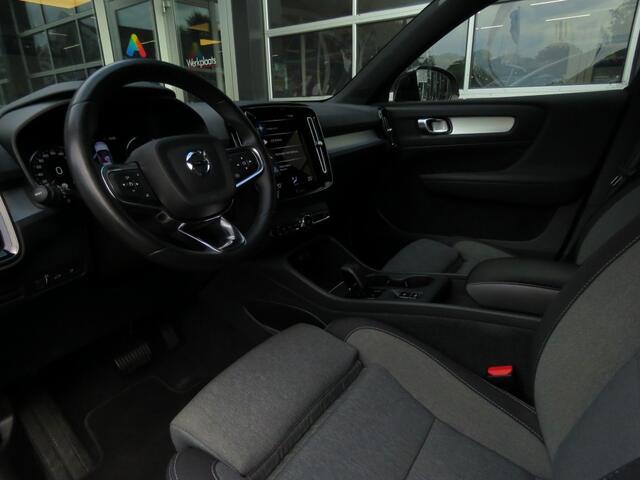 Volvo XC40 1.5 T4 Recharge CORE BRIGHT facelift / Trekhaak / Camera / Elec.achterklep / BOVAG garantie