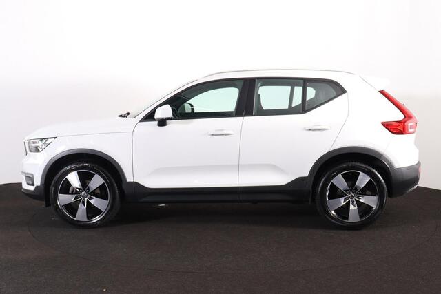 Volvo XC40 T2 Business Pro - IntelliSafe Assist & Surround - Adaptive Cruise Control - Parkeercamera achter - High Performance audio - Navigatie - Parkeer assistent - 19' LMV
