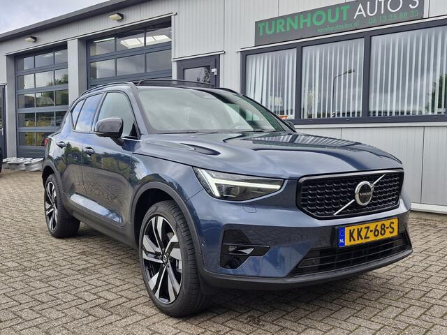 Volvo XC40 B4 Plus Dark met Lighting Pack (koplampen adaptief, koplampreiniging, matrix led koplampen, mistlampen voor) en Elektrisch glazen panorama-dak en trekhaak inklapbaar en nog meer meer.....