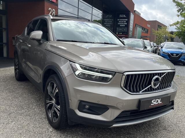 Volvo XC40 1.5 T5 Recharge Inscription // MEMORY SEATS // HARMAN - KARDON AUDIO // NAVI // CAMERA // PANO SCHUIF-KANTEL DAK //