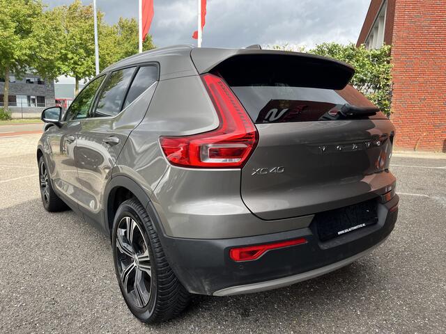 Volvo XC40 1.5 T5 Recharge Inscription // MEMORY SEATS // HARMAN - KARDON AUDIO // NAVI // CAMERA // PANO SCHUIF-KANTEL DAK //