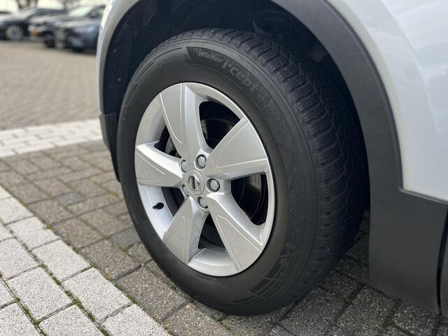 Volvo XC40 T2 Momentum | Parkeercamera | Climate Control | Apple Carplay |