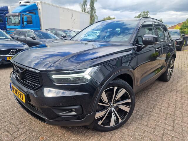 Volvo XC40 T4 Recharge R-Design Luxury-pakket (audio installatie premium, elektrisch verstelbare passagiersstoel, elektrisch verstelb. bestuurdersstoel met geheugen, elektrisch glazen panorama-dak, parkeersensor voor, rondomzicht camera)