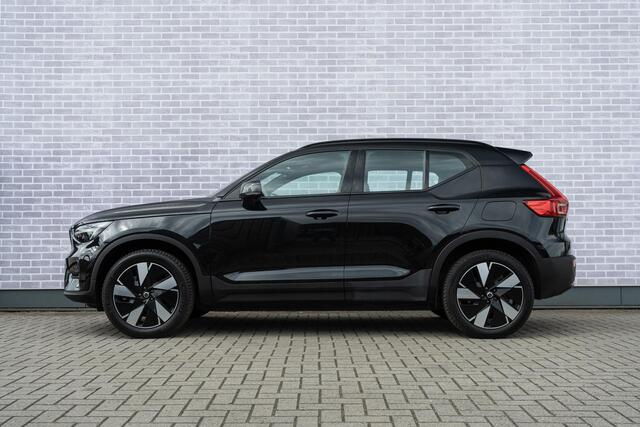 Volvo XC40 Single Motor Core 69 kWh | Parkeercamera | Parkeersensoren Voor en Achter | Google | Apple Carplay | Cruise Control | Draadloze Telefoonoplader |