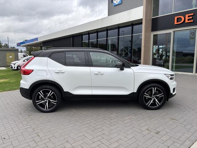 Volvo XC40 1.5 T5 Recharge R-Design Trekh. I Pano dak I Navi I Camera