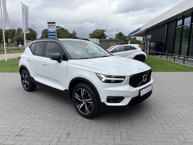 Volvo XC40 1.5 T5 Recharge R-Design Trekh. I Pano dak I Navi I Camera