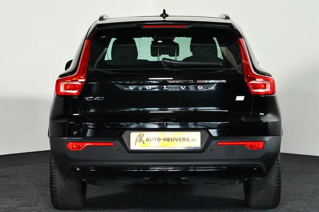 Volvo XC40 Recharge Plus 70 kWh Allseason / Navigatie / ACC / Pilot Assist