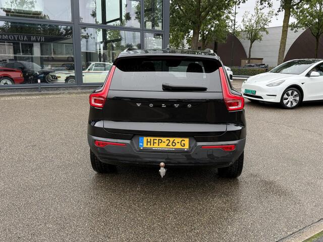 Volvo XC40 1.5 T5 Recharge R-Design 20 INCH | LEDEREN BEKLEDING | ELEKTRISCHE TREKHAAK | CAMERA | STOEL + STUURVERWARMING | ELEKTRISCHE ACHTERKLEP | ONDERHOUD GEHAD | ALL-IN PRIJS INCL. 12 MND BOVAG GARANTIE