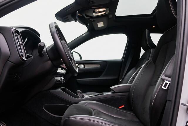 Volvo XC40 Recharge P8 AWD R-Design 408PK | Pano | Harman Kardon | Trekhaak | 360° | Winterpakket
