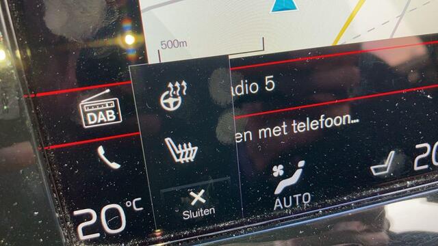 Volvo XC40 T5 262PK Recharge Inscription Expression / Adaptive Cruise Control / Stuur- & Stoelverwarming / Elektrische achterklep / Achteruitrijcamera / Trekhaak elektrisch uitklapbaar / Dodehoeksensor / 19"velgen / Parkeersensoren V+A