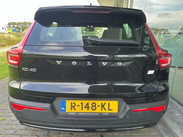 Volvo XC40 Recharge Plus 70 kWh | Rijklaar incl 12 mnd Bovag | SoH 93% Warmtepomp Sportstoelen Keyless DAB Trekhaak