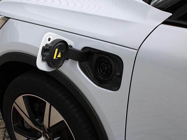 Volvo XC40 1.5 T5 Recharge R-Design Automaat / Reservewiel / DAB / Glossy Black Dak / Microtech Nubuck interieur