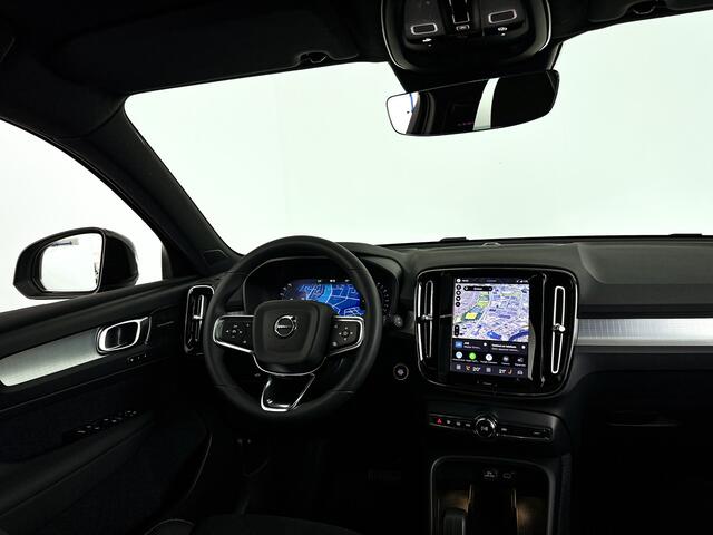 Volvo XC40 B4 Plus Dark | Panoramadak | 360° camera | Harman Kardon | Stoel- en stuurverwarming | Trekhaak