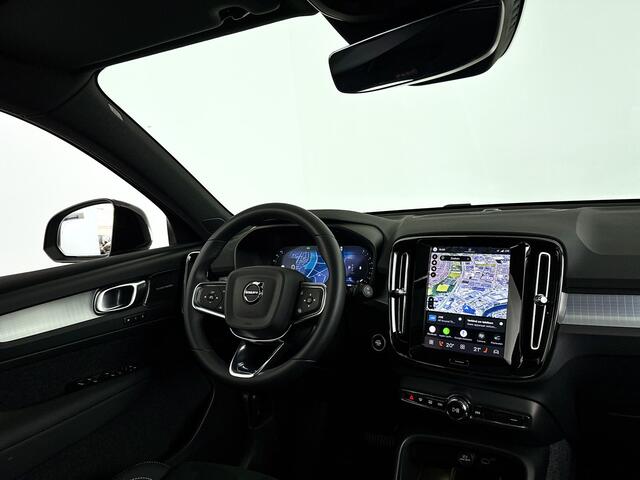 Volvo XC40 B4 Plus Black Edition | Panoramadak | 360° camera | Harman Kardon | Stoel- en stuurverwarming | Trekhaak