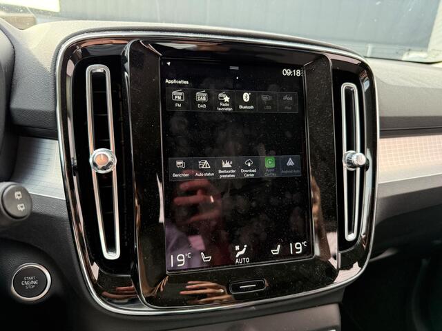 Volvo XC40 1.5 T5 Recharge Business Pro | Trekhaak | Parkeercamera | Cruise Control | Stoel/stuur verwarming | Parkeersensoren V+A | Keyless entry/start | Actieve Led Koplampen |
