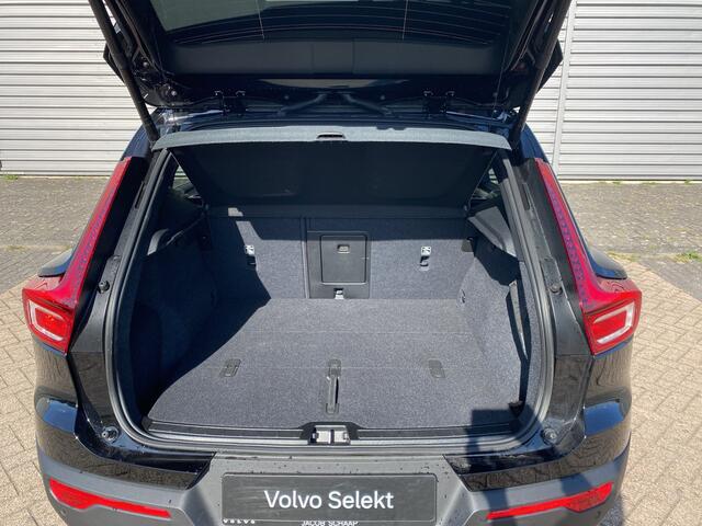 Volvo XC40 2.0 B4 Plus Black Edition / Trekhaak / 360 camera / Harman/Kardon / Panoramadak /