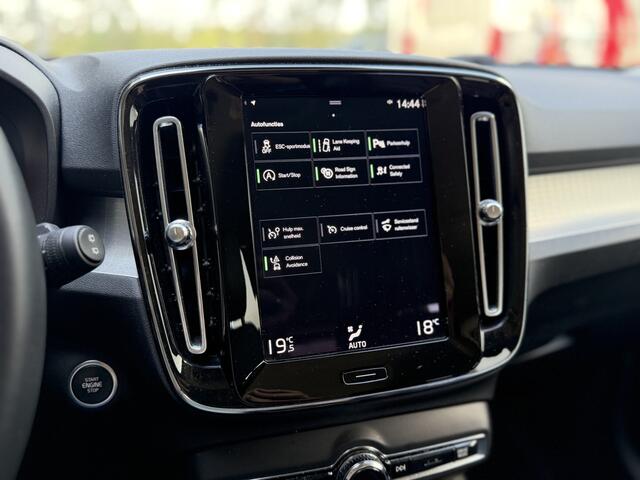 Volvo XC40 1.5 T2 Momentum Business | Lederen bekleding | IntelliSafe Assist