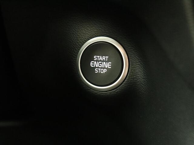 Volvo XC40 1.5 T4 Recharge Inscription Expression | SOH 86,3% | Trekhaak | Carplay | Navigatie | Climate control | Parkeerhulp | Cruise control | Full LED | PHEV | Plug In