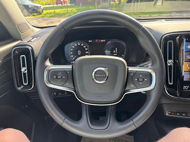 Volvo XC40 1.5 T4 Recharge Inscription Ecc,leer,navi,lmv,dakrail,led
