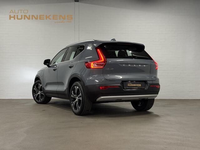Volvo XC40 1.5 T4 Recharge Inscription Expression Open dak | Stuur-/Stoelverwarming | Achteruitrij camera | Cruise control | Keyless | 19" wielen
