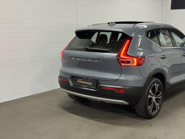 Volvo XC40 1.5 T4 Recharge Inscription Expression Open dak | Stuur-/Stoelverwarming | Achteruitrij camera | Cruise control | Keyless | 19" wielen