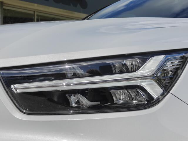 Volvo XC40 T3 163PK R-Design | BLIS | Camera Achter | PDC V+A | Trekhaak | ACC | Carplay |