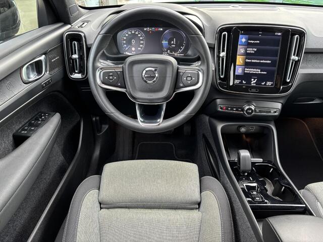 Volvo XC40 1.5 T5 Recharge Inscription Automaat, Verwarmde stoelen + stuur, Parkeer camera, Harman-Kardon Premium audio, Electrisch verstelbare stoelentrekhaak semi electrisch, ACC, Blis